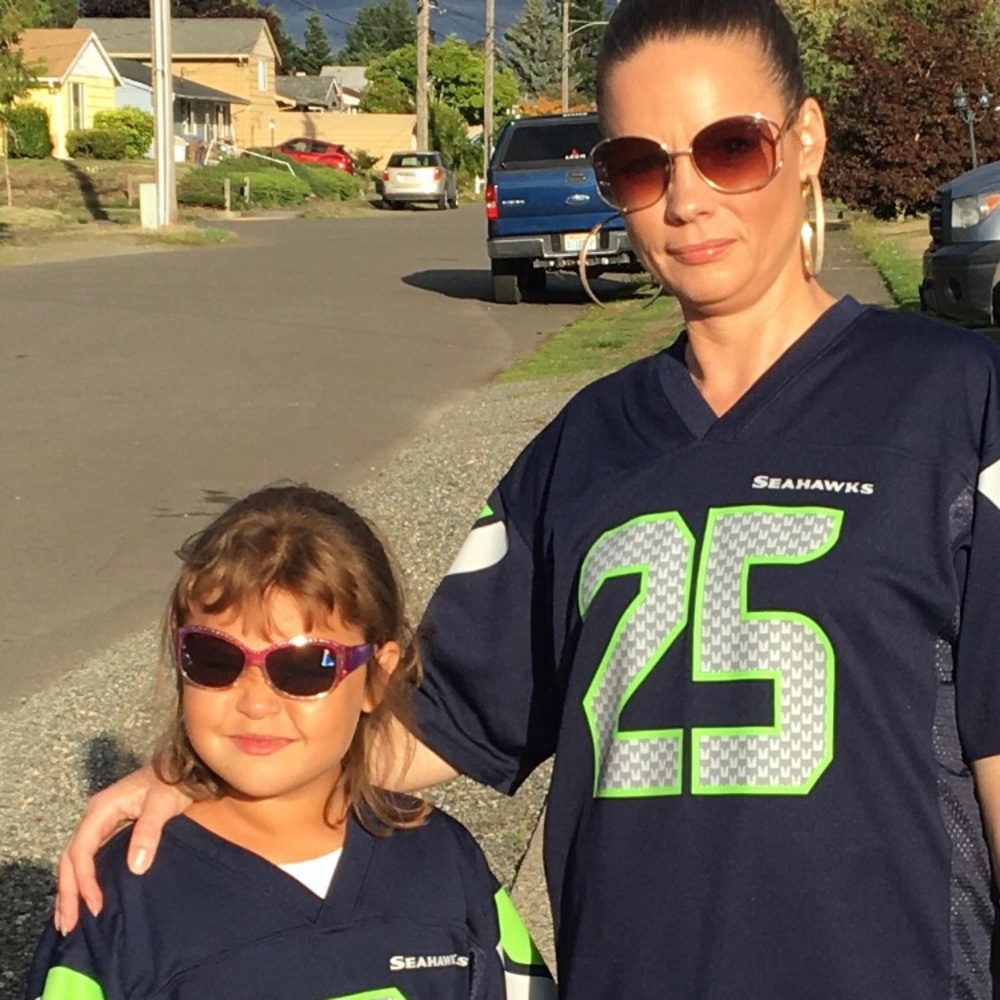 Meet your Posher, Nadine